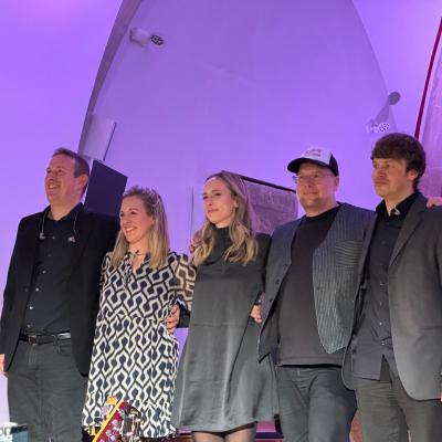 Daniel Schwenger (Schlagzeug, Bandleader, Managment), Julia Schwenger (Gesang), Leonie Vollmer (Gesang und Cello), Christoph Carl (Bass), Thomas Buyer (Keyboards und Gesang)